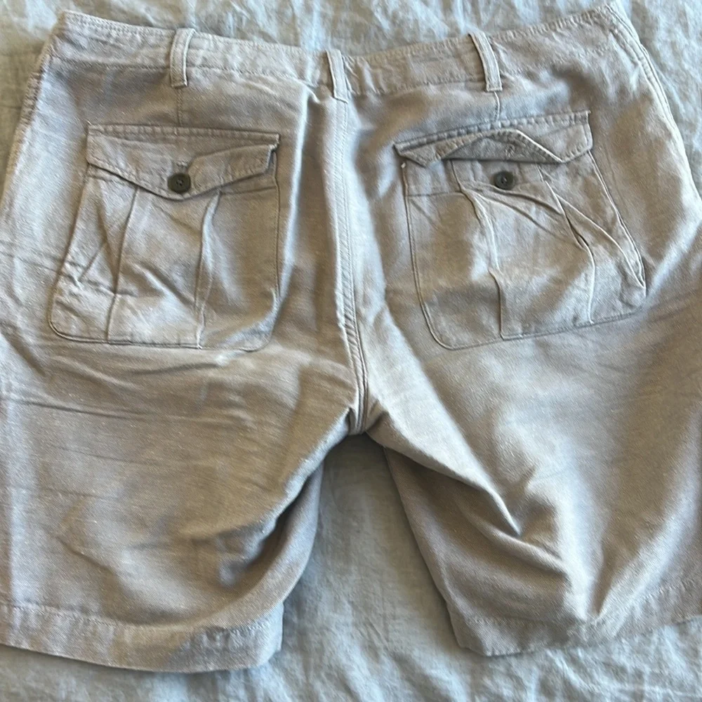 Men’s Banana Republic Grey Linen Shorts
